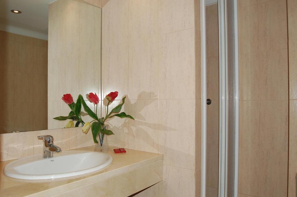 Hostal Torras Sant Hilari Sacalm Quarto foto